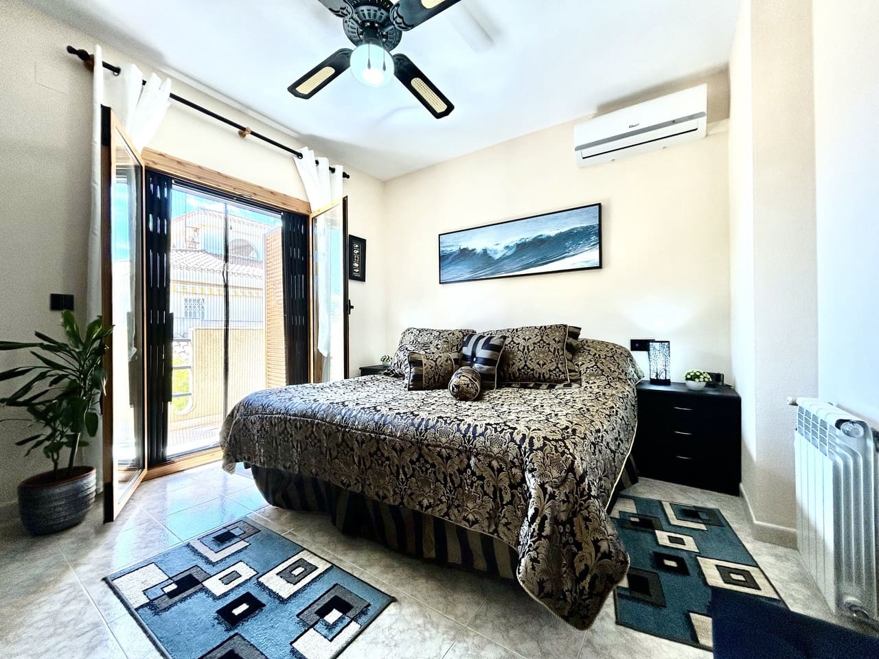 Casa de 2 habitaciones en Playa Flamenca en venta con piscina garaje - 259.000 € (Ref: 9746749)