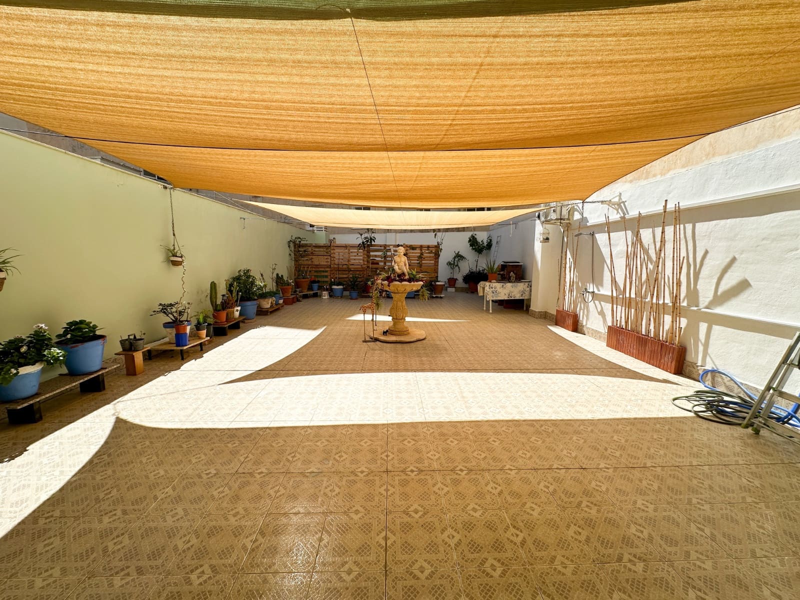 Apartamento de 2 habitaciones en Torrevieja en venta - 227.000 € (Ref: 9746766)