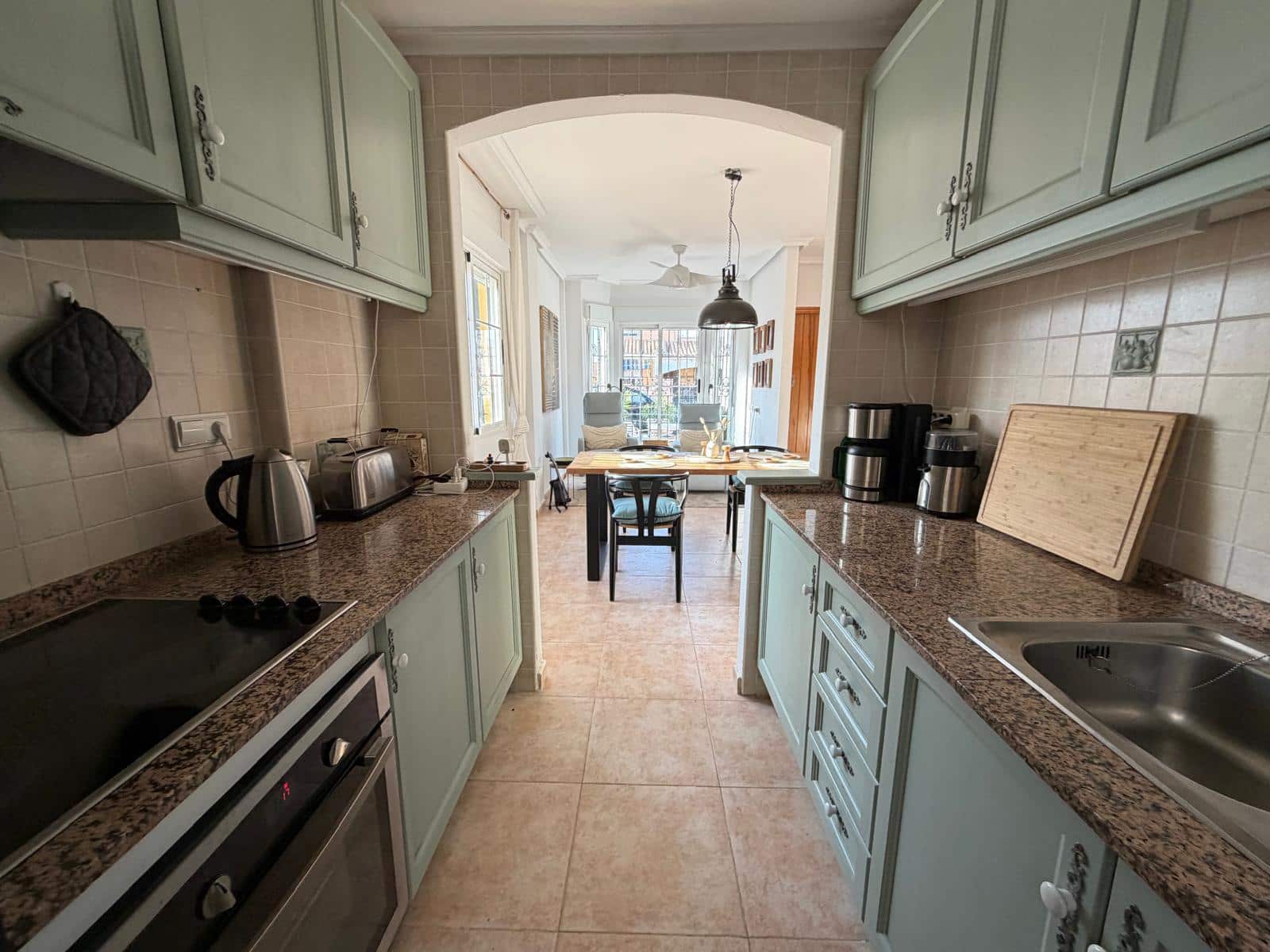 Casa de 2 habitaciones en Torrevieja en venta con piscina garaje - 247.000 € (Ref: 9746767)