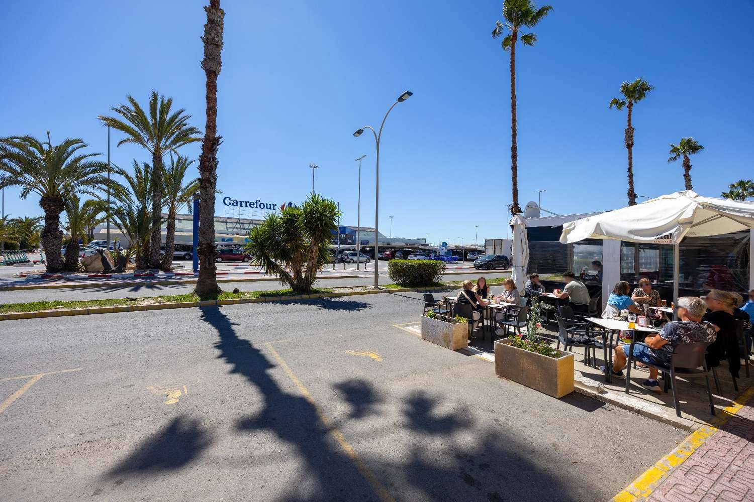 3 makuuhuone Bungalow myytävänä paikassa Torrevieja mukana uima-altaan 
autotalli - 269 000 € (Ref: 9763961)