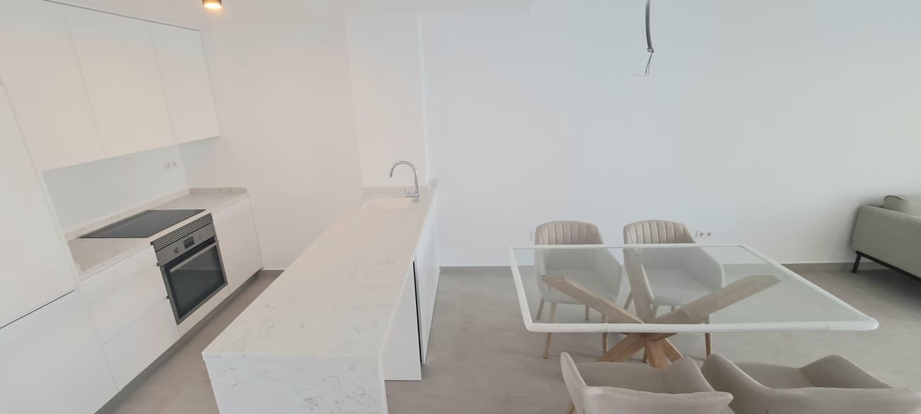 2 slaapkamer Appartement te koop in Playa Flamenca met zwembad garage - € 415.000 (Ref: 9763962)