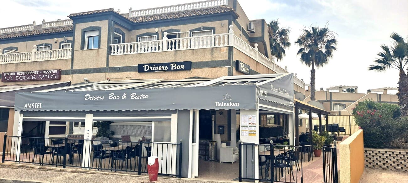 Commercieel te koop in Villamartin - € 95.000 (Ref: 9763963)