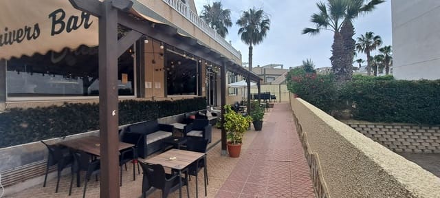 Commercieel te koop in Villamartin, Orihuela - € 95.000 (Ref: 9763963)