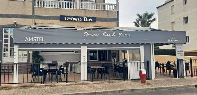 Commercieel te koop in Villamartin, Orihuela - € 95.000 (Ref: 9763963)