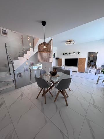 5 chambre Villa/Maison à vendre à Villamartin, Orihuela avec piscine - 595 000 € (Ref: 9763965)