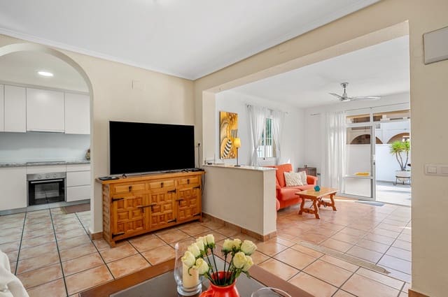 4 makuuhuone Huvila myytävänä paikassa La Florida, Orihuela mukana uima-altaan - 359 000 € (Ref: 9764837)