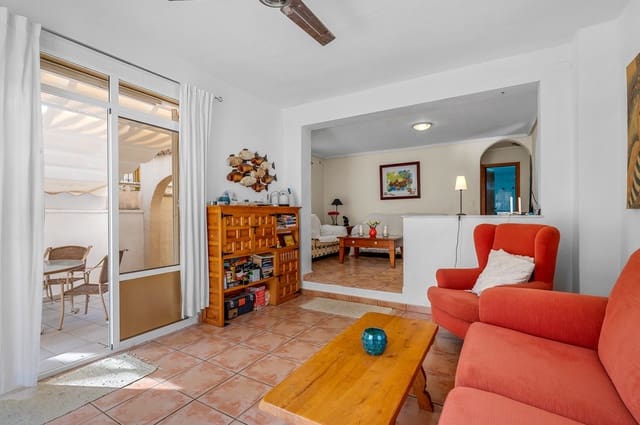 4 makuuhuone Huvila myytävänä paikassa La Florida, Orihuela mukana uima-altaan - 359 000 € (Ref: 9764837)