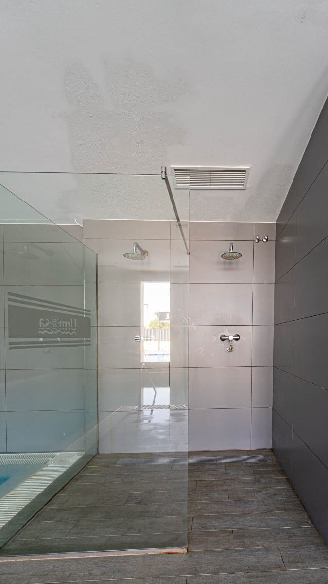 2 sypialnia Apartament na sprzedaż w Orihuela Costa z basenem garażem - 275 000 € (Ref: 9797474)