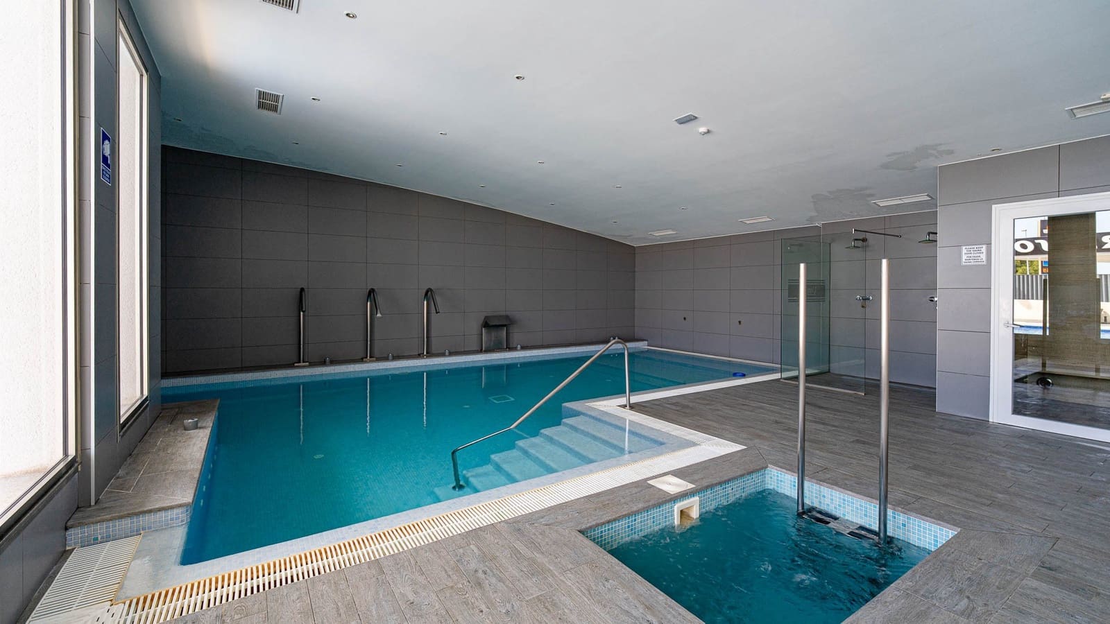 2 sypialnia Apartament na sprzedaż w Orihuela Costa z basenem garażem - 275 000 € (Ref: 9797474)