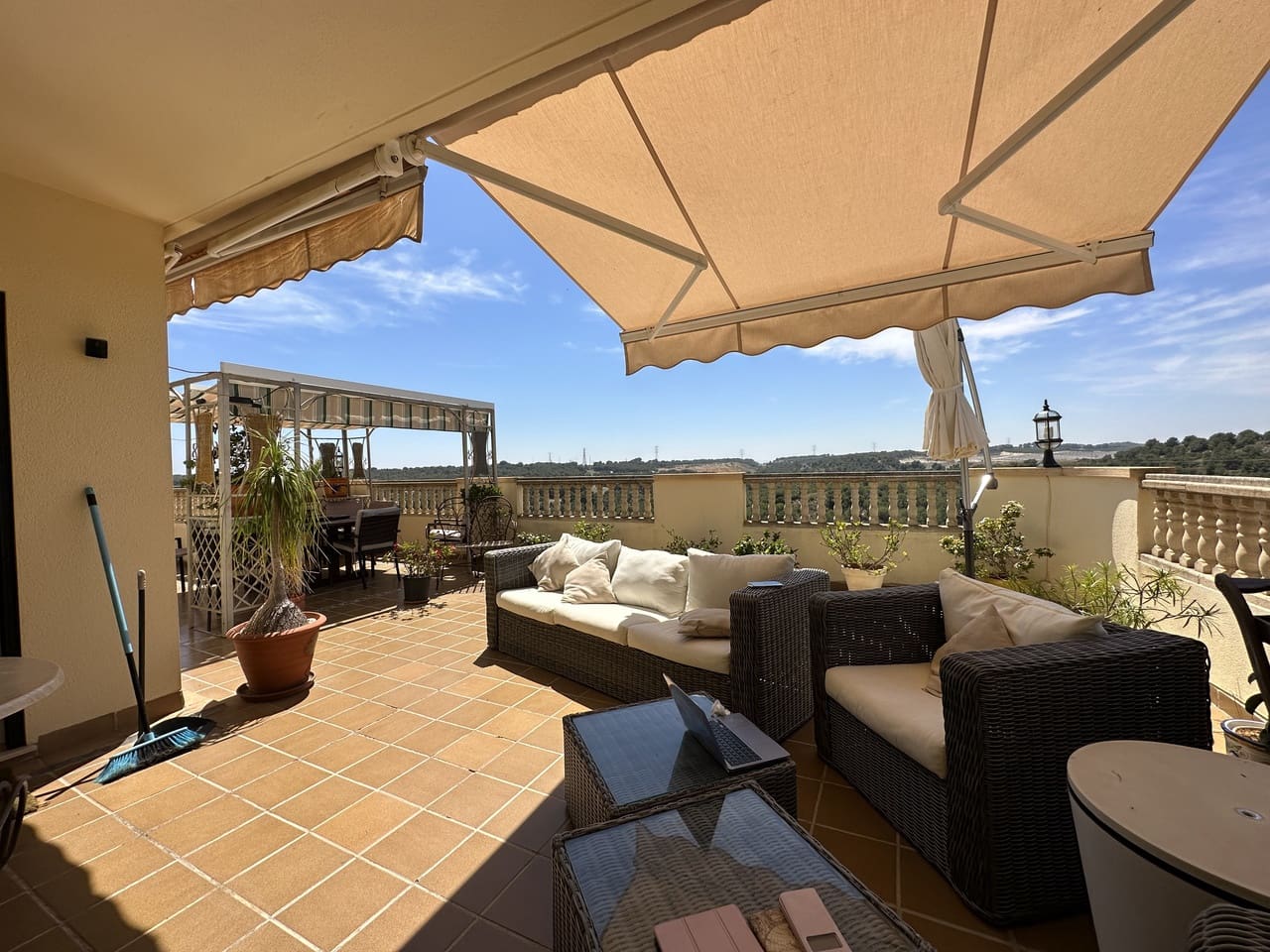 5 camera da letto Villa in vendita in Las Ramblas Golf con piscina garage - 635.000 € (Rif: 9797490)