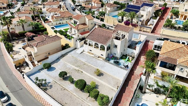 5 sovrum Villa till salu i San Miguel de Salinas med garage - 599 999 € (Ref: 9797493)