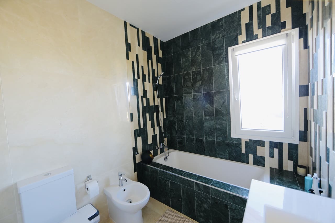 5 quarto Moradia para venda em La Zenia com piscina garagem - 1 500 000 € (Ref: 9797510)