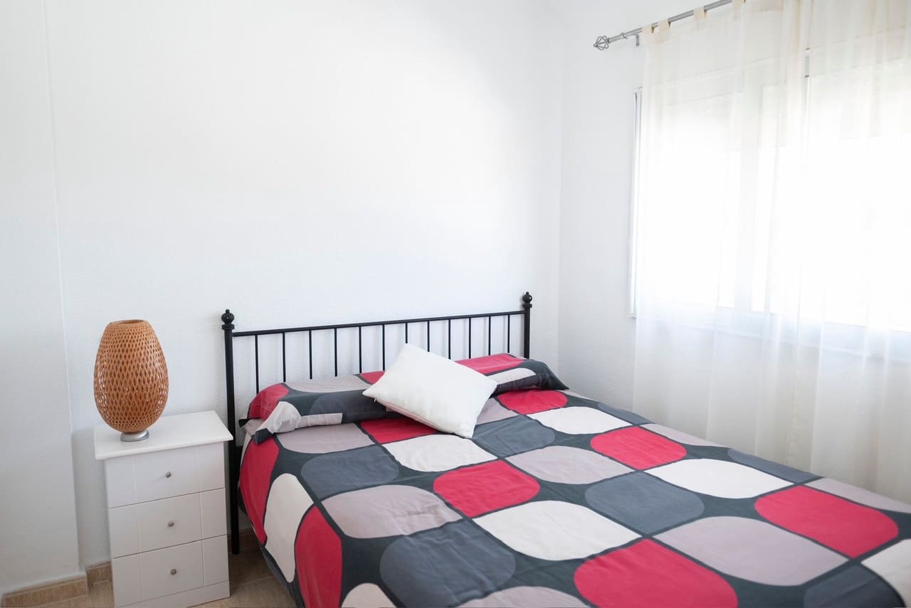 Casa de 4 habitaciones en San Pedro del Pinatar en venta con piscina - 249.000 € (Ref: 9797515)