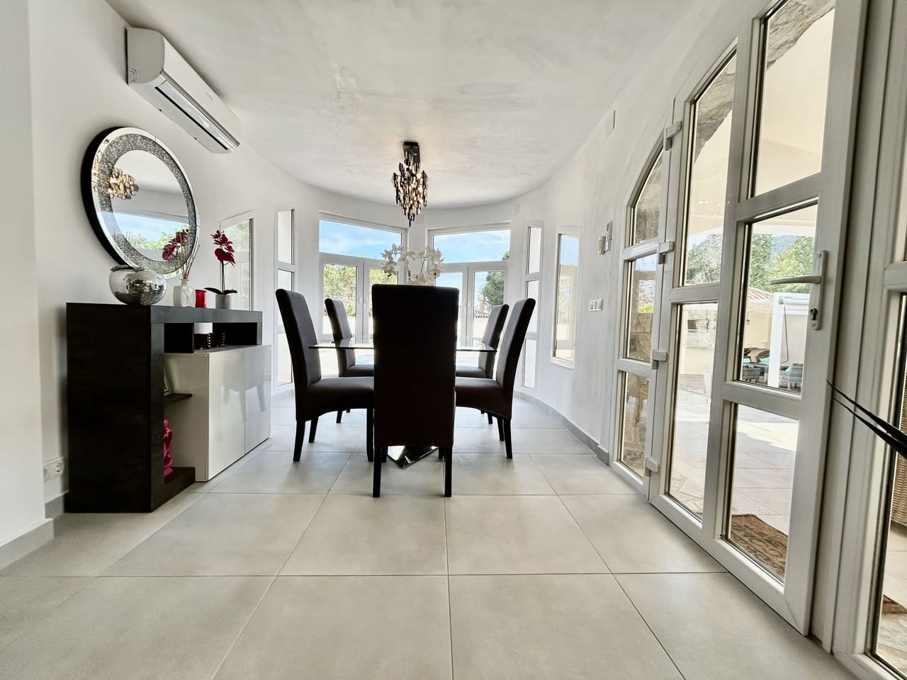 6 soveværelse Villa til salg i Cabo Roig med swimmingpool garage - € 799.000 (Ref: 9797516)