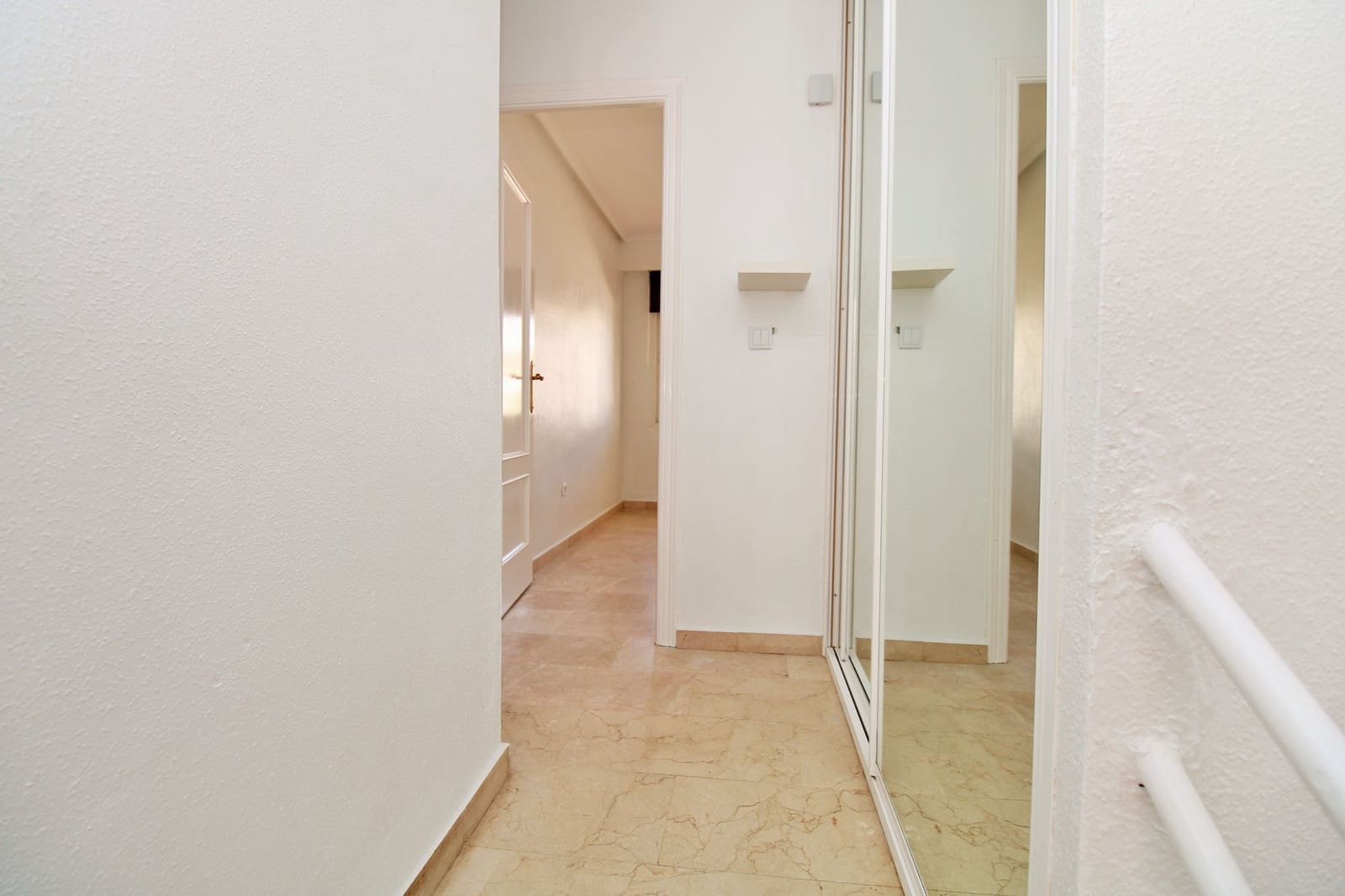 3 chambre Maison de Ville à vendre à Villamartin avec piscine - 229 000 € (Ref: 9797770)