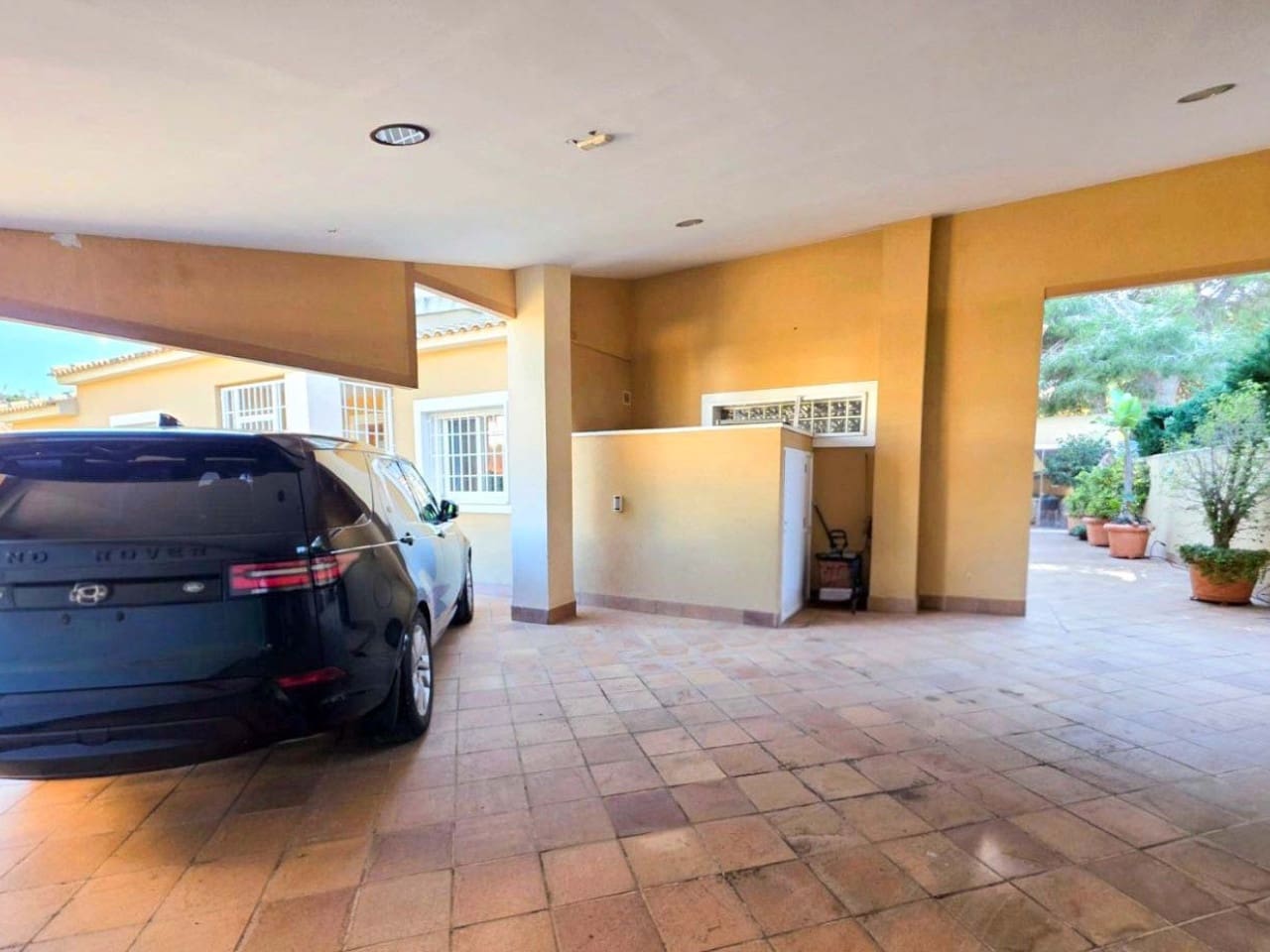 Chalet de 5 habitaciones en Campoamor en venta con piscina garaje - 739.900 € (Ref: 9797776)