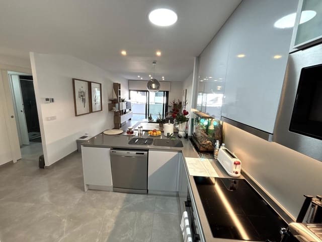 2 soveværelse Lejlighed til salg i Playa Flamenca, Orihuela med swimmingpool - € 420.000 (Ref: 9797797)