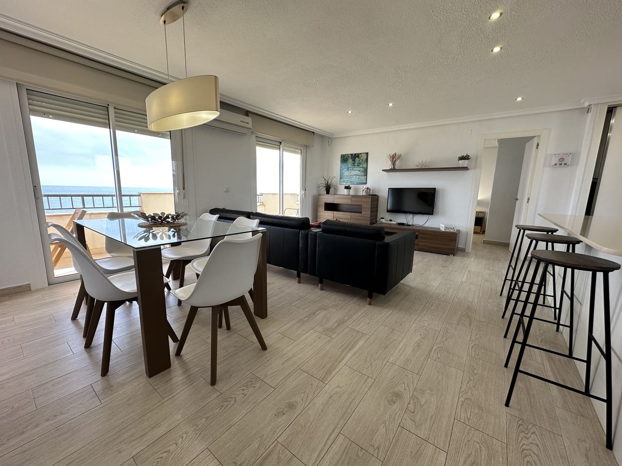 3 Zimmer Apartment zu verkaufen in Pilar de la Horadada mit Garage - 450.000 € (Ref: 9797800)