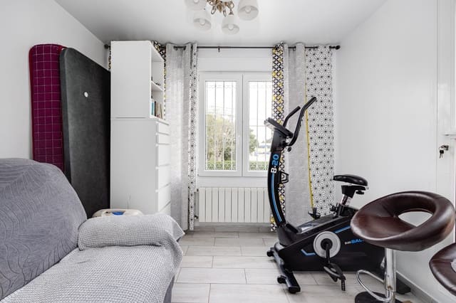 3 Zimmer Haus zu verkaufen in Parque Acuático - Sector 25, Torrevieja mit Pool Garage - 249.900 € (Ref: 9797815)