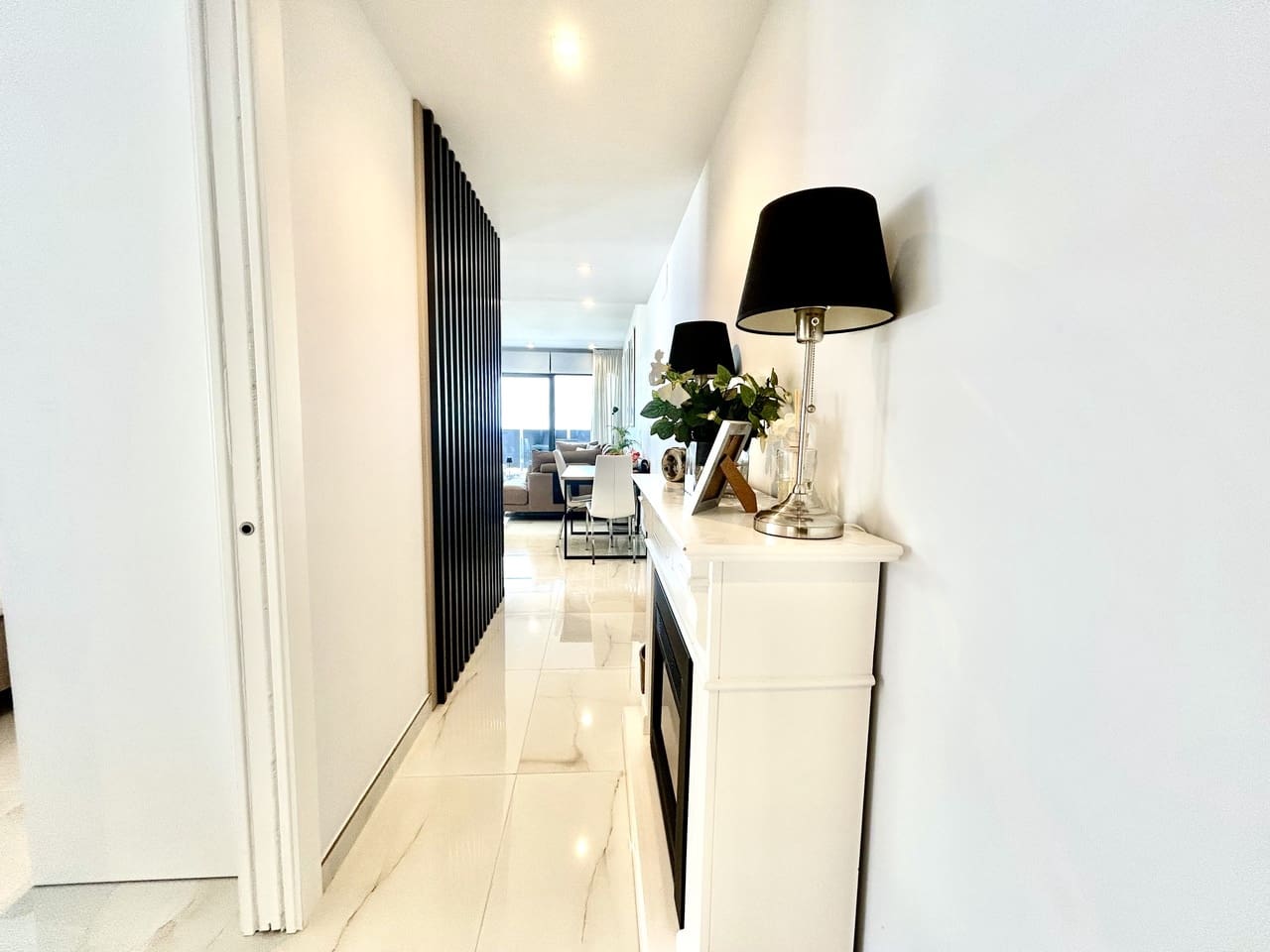 3 sypialnia Apartament na sprzedaż w Playa Flamenca z basenem garażem - 450 000 € (Ref: 9797831)