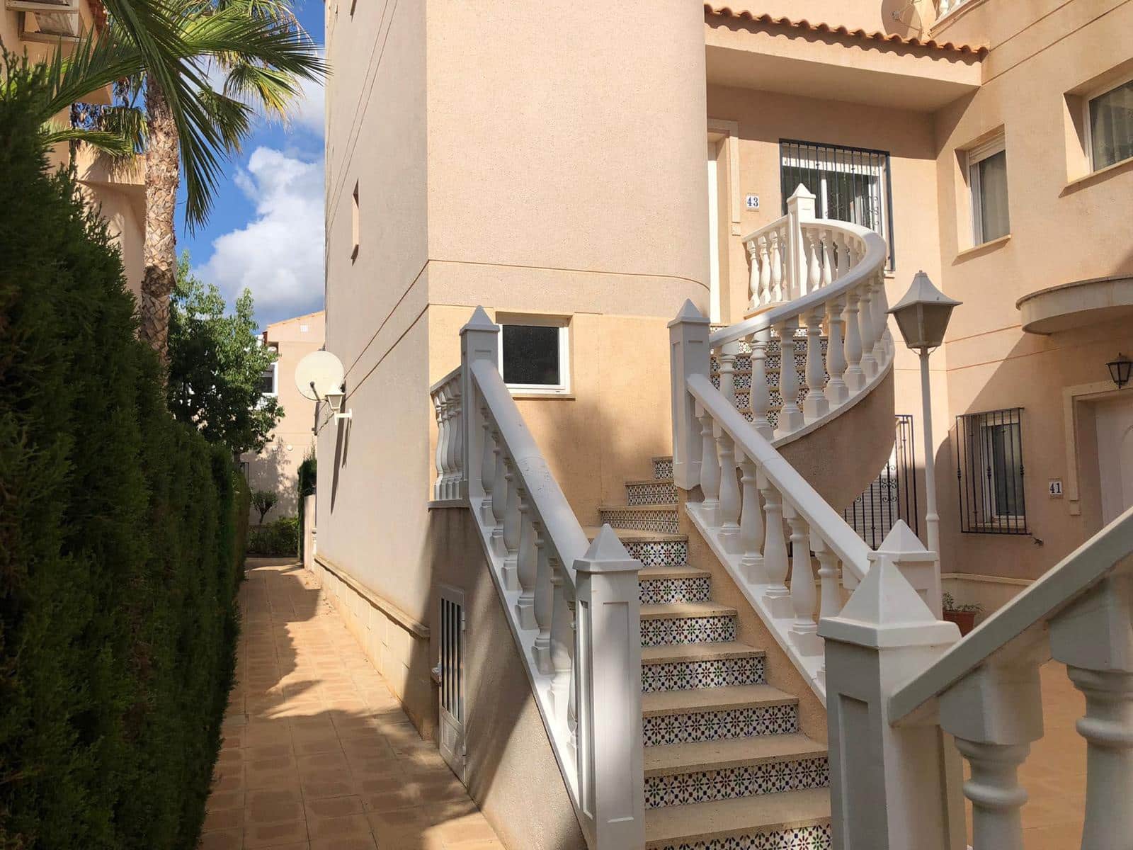 2 sovrum Takvåning till salu i Playa Flamenca med pool - 319 900 € (Ref: 9797856)