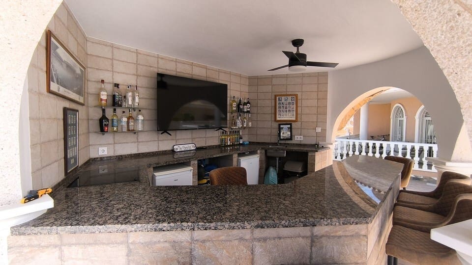 4 chambre Villa/Maison à vendre à Ciudad Quesada avec piscine garage - 674 950 € (Ref: 9797857)