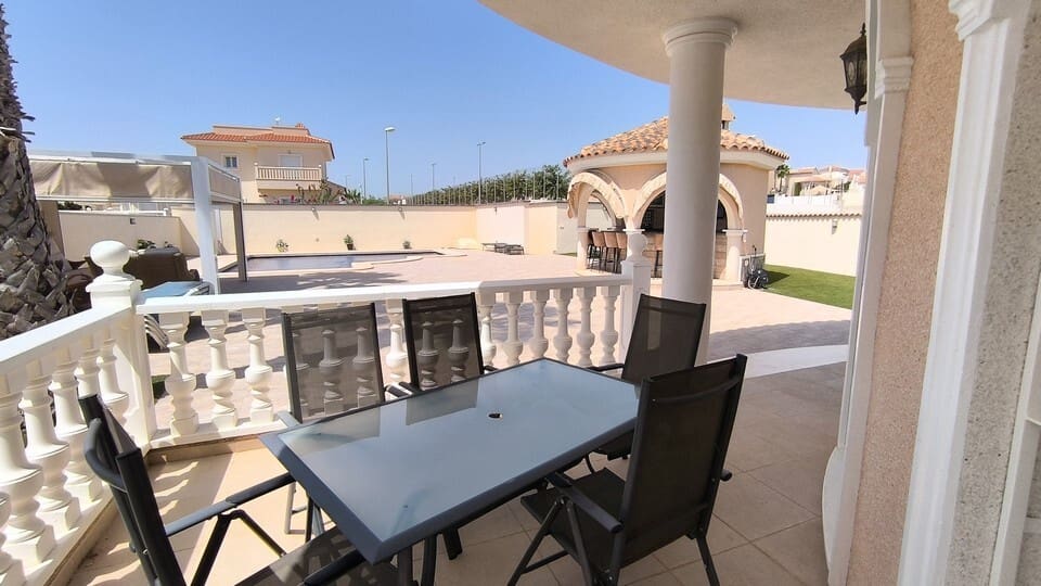 4 chambre Villa/Maison à vendre à Ciudad Quesada avec piscine garage - 674 950 € (Ref: 9797857)