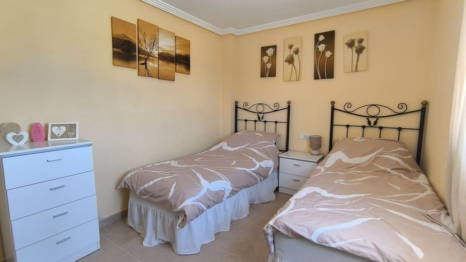 4 chambre Villa/Maison à vendre à Ciudad Quesada avec piscine garage - 674 950 € (Ref: 9797857)