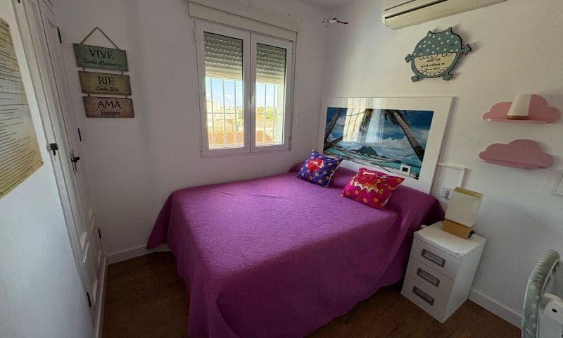 3 soveværelse Villa til salg i Orihuela Costa med swimmingpool - € 396.000 (Ref: 9797861)