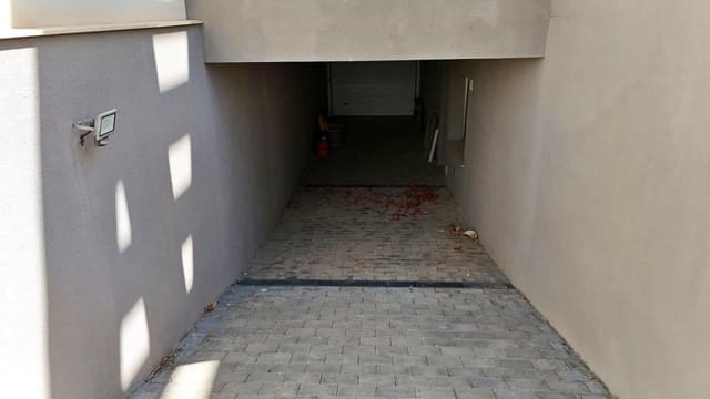 5 makuuhuone Huvila myytävänä paikassa Villamartin, Orihuela mukana 
autotalli - 859 900 € (Ref: 9797862)