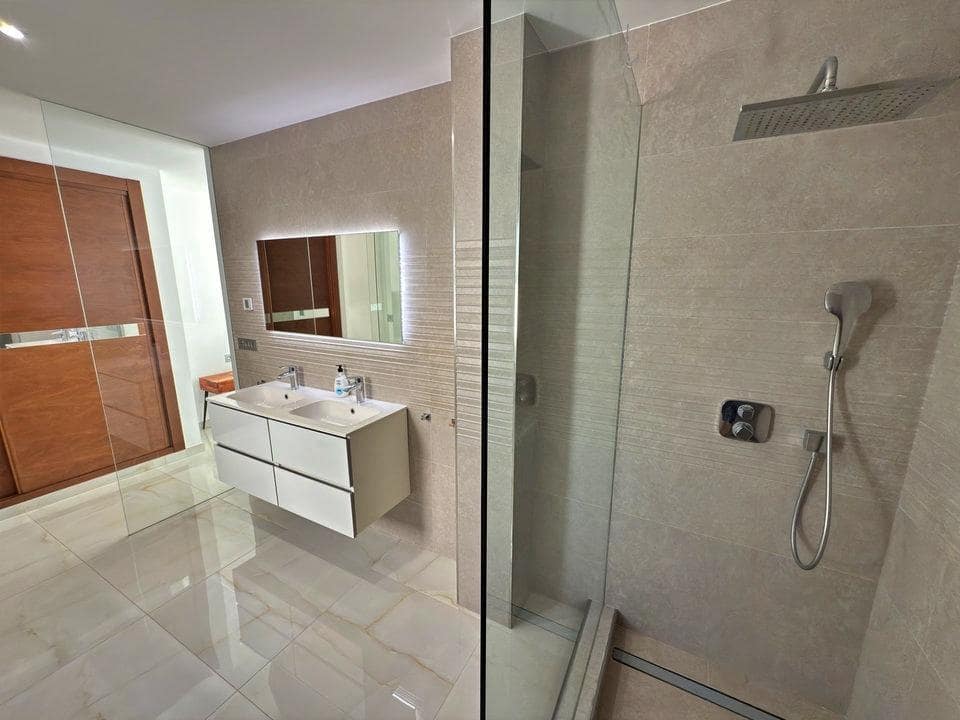 5 bedroom Villa for sale in Orihuela Costa with garage - € 859,900 (Ref: 9797862)