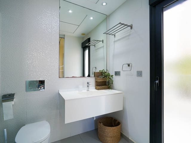 3 soveværelse Villa til salg i Ciudad Quesada, Rojales med swimmingpool - € 459.000 (Ref: 9797866)