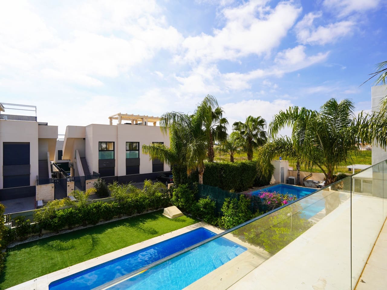 3 soveværelse Villa til salg i Ciudad Quesada med swimmingpool - € 459.000 (Ref: 9797866)