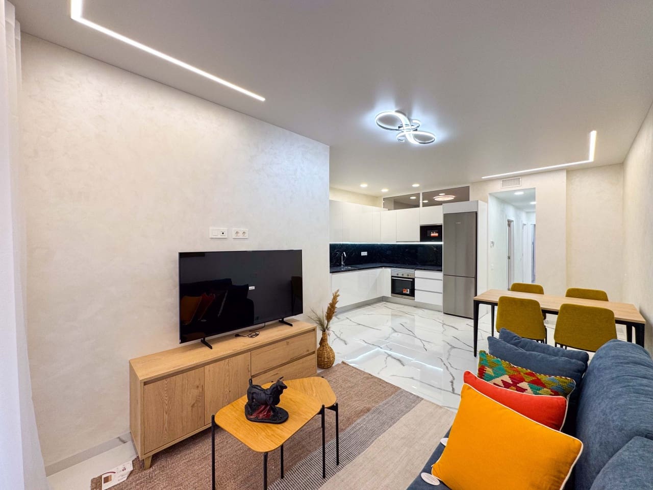 2 Zimmer Apartment zu verkaufen in Torrevieja - 230.000 € (Ref: 9797867)