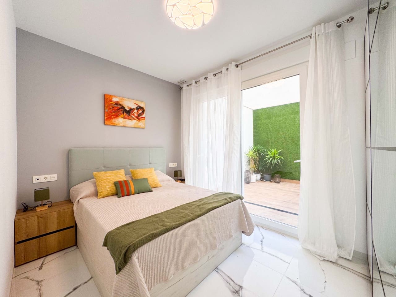 2 Zimmer Apartment zu verkaufen in Torrevieja - 230.000 € (Ref: 9797867)