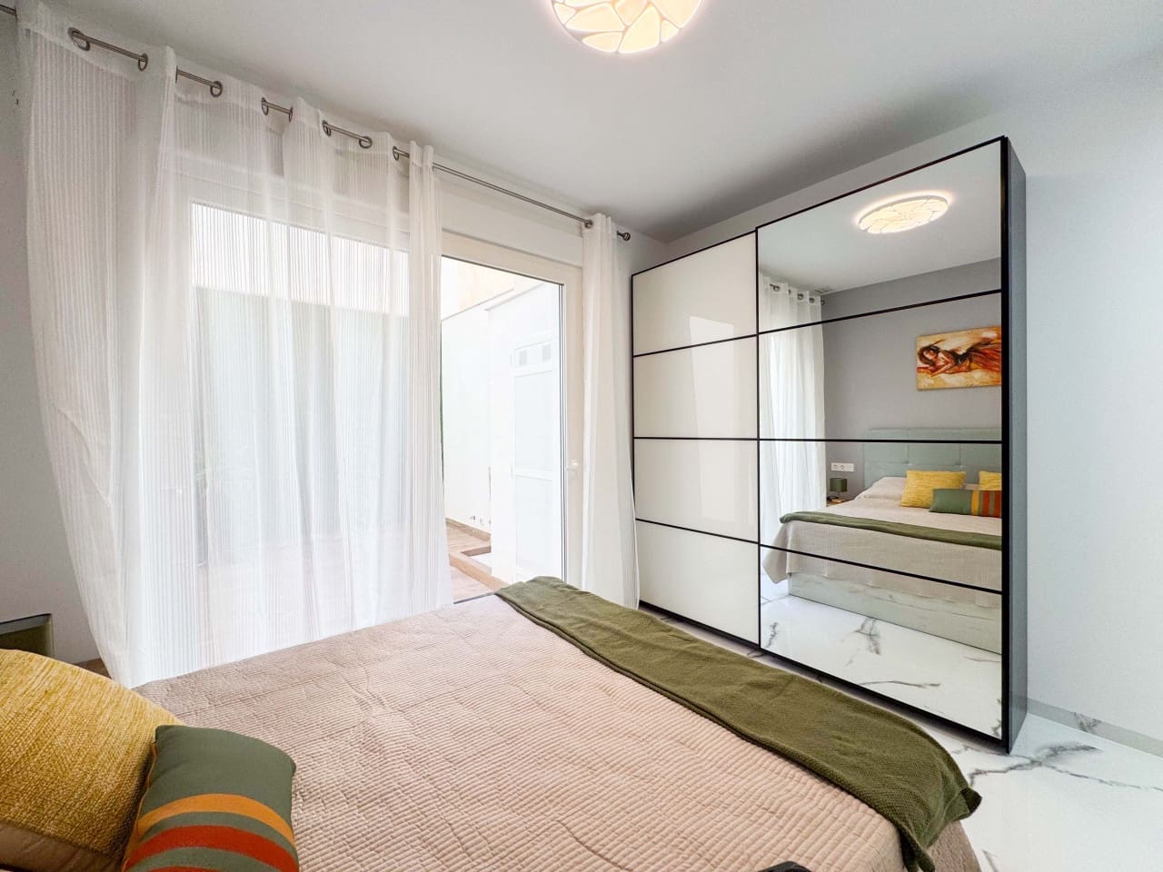 2 Zimmer Apartment zu verkaufen in Torrevieja - 230.000 € (Ref: 9797867)