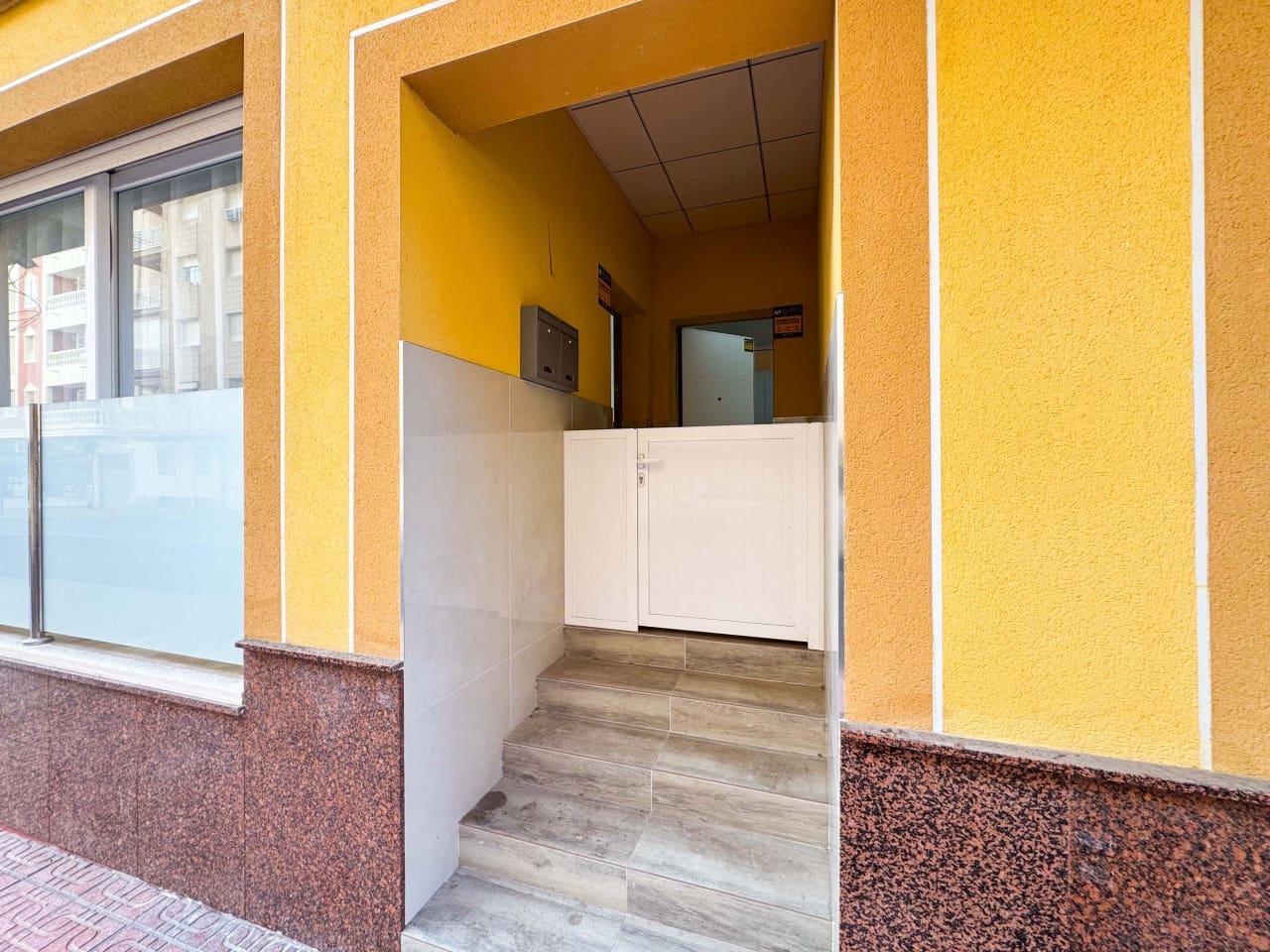 2 makuuhuone Huoneisto myytävänä paikassa Torrevieja - 230 000 € (Ref: 9797868)