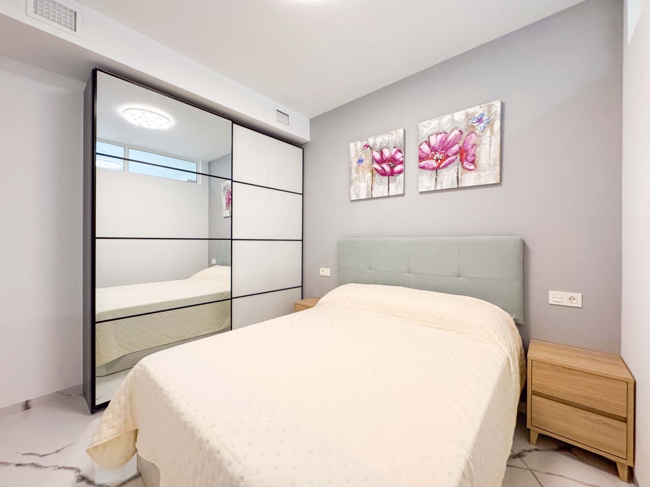 2 makuuhuone Huoneisto myytävänä paikassa Torrevieja - 230 000 € (Ref: 9797868)