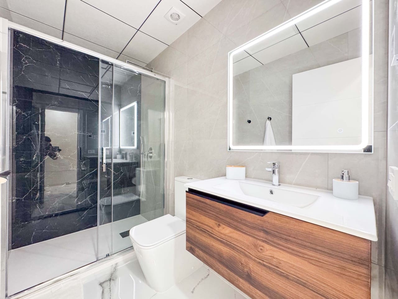 2 makuuhuone Huoneisto myytävänä paikassa Torrevieja - 230 000 € (Ref: 9797868)