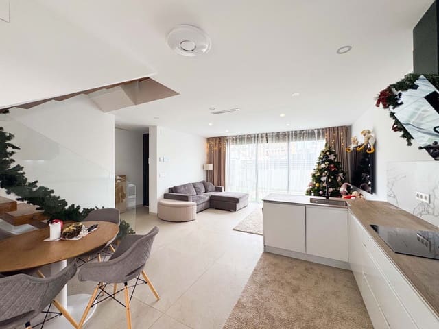 2 makuuhuone Omakotitalo myytävänä paikassa Benijófar mukana uima-altaan - 299 990 € (Ref: 9797871)