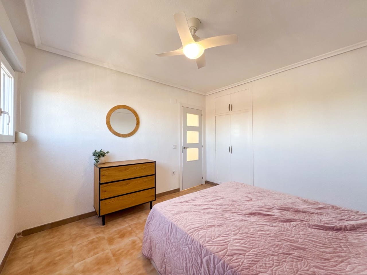 2 quarto Apartamento para venda em Torrevieja - 247 000 € (Ref: 9797872)