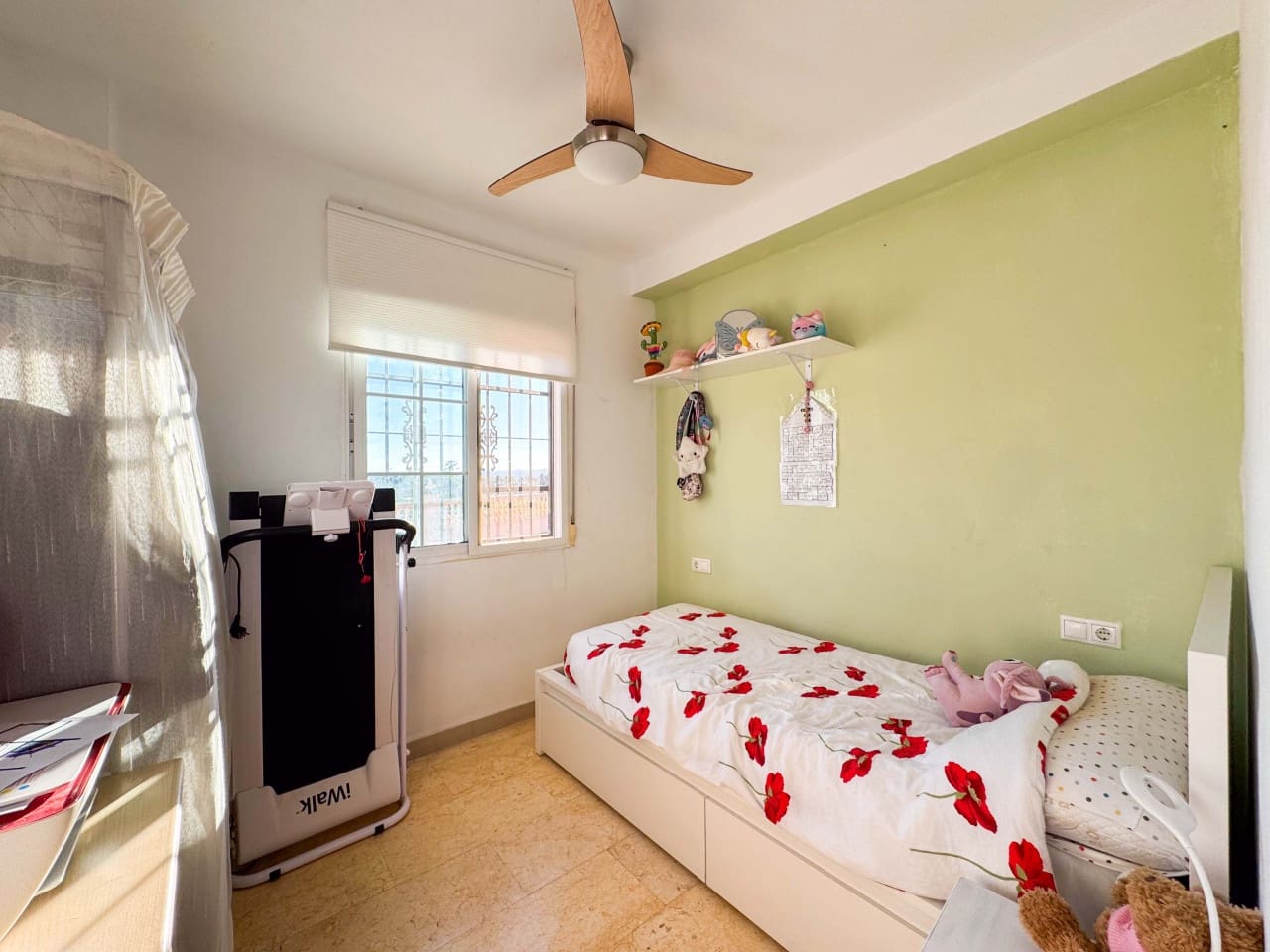 3 soveværelse Byhus til salg i Torrevieja med swimmingpool garage - € 224.000 (Ref: 9797874)