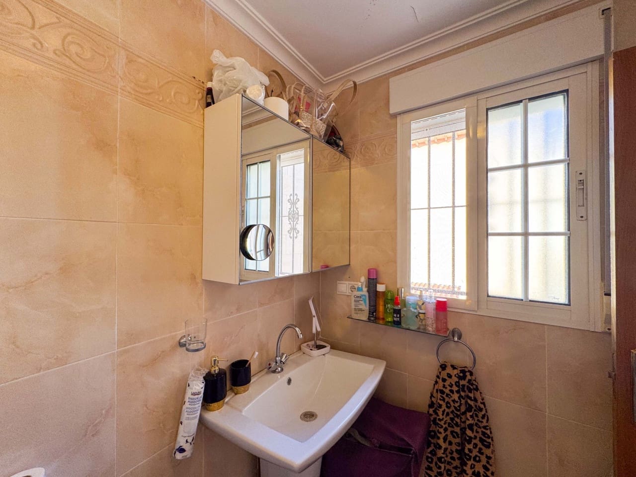 3 soveværelse Byhus til salg i Torrevieja med swimmingpool garage - € 224.000 (Ref: 9797874)