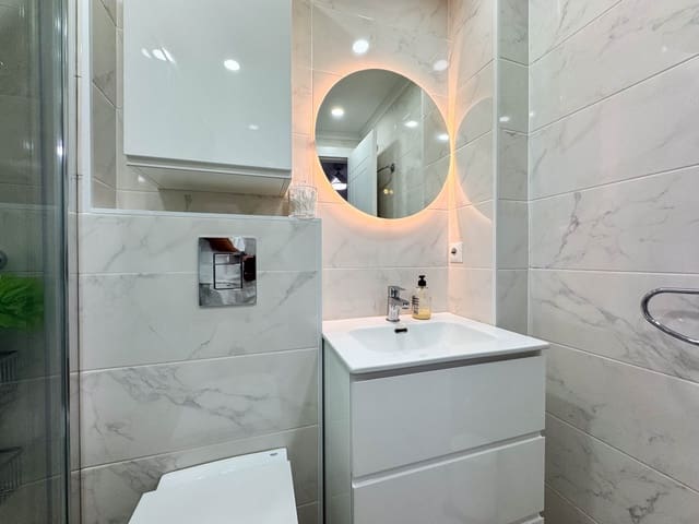 4 sovrum Lägenhet till salu i Antonio Machado, Torrevieja - 210 000 € (Ref: 9797878)