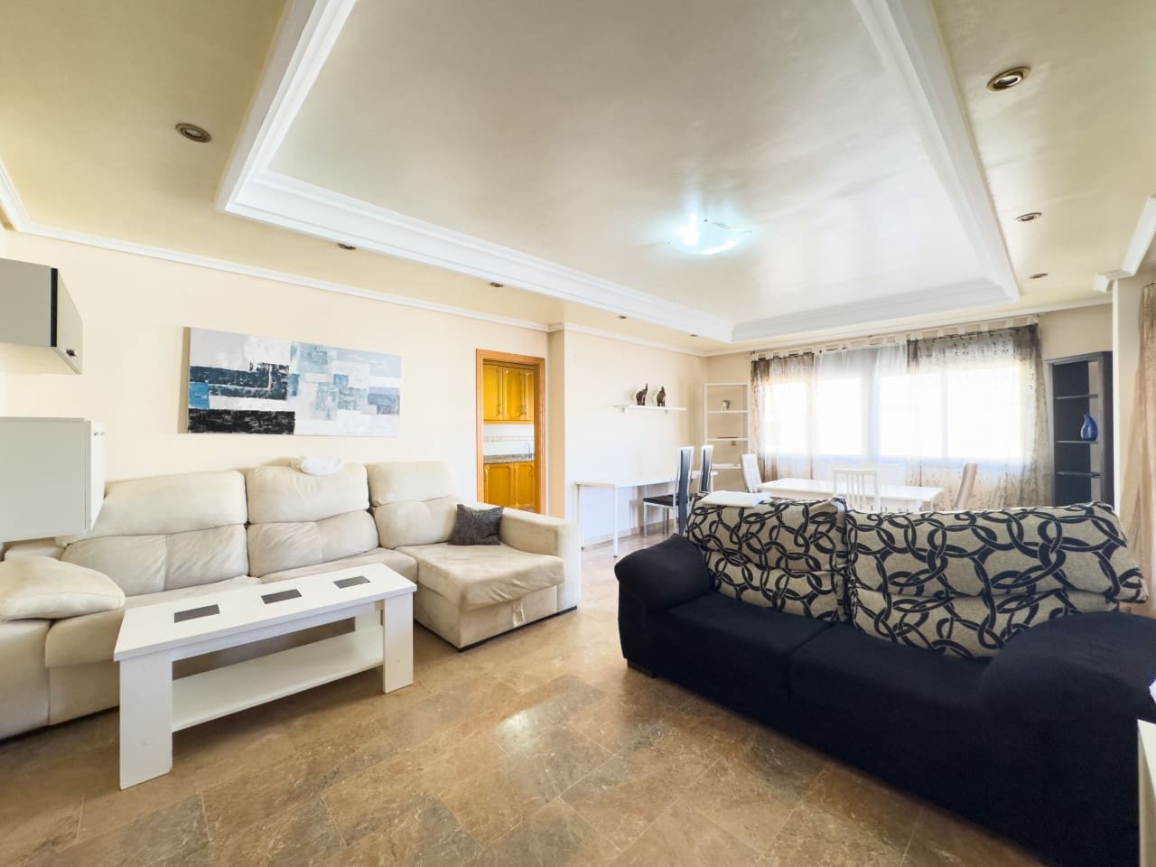 Apartamento de 4 habitaciones en Torrevieja en venta - 275.000 € (Ref: 9797879)