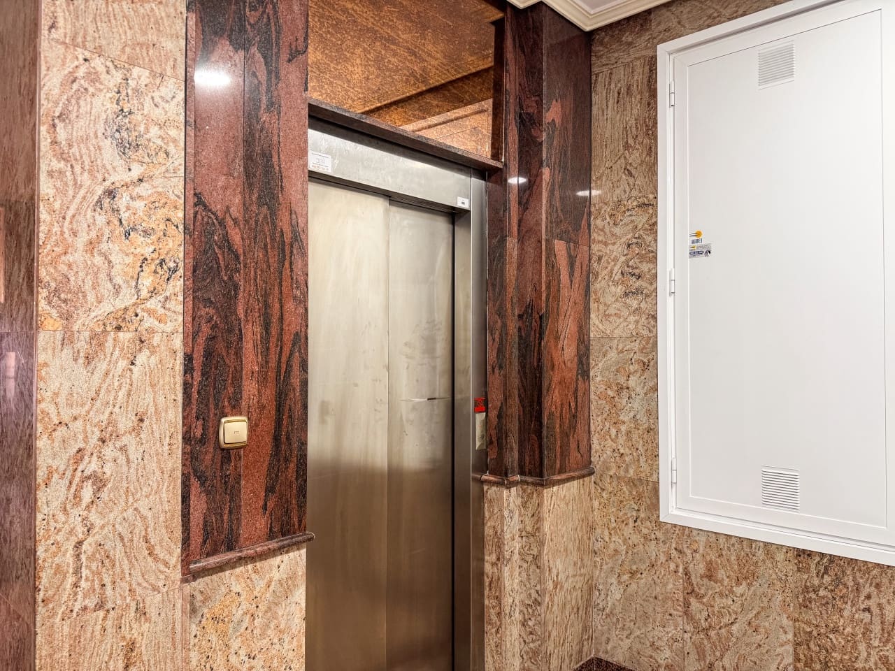 Apartamento de 4 habitaciones en Torrevieja en venta - 275.000 € (Ref: 9797879)