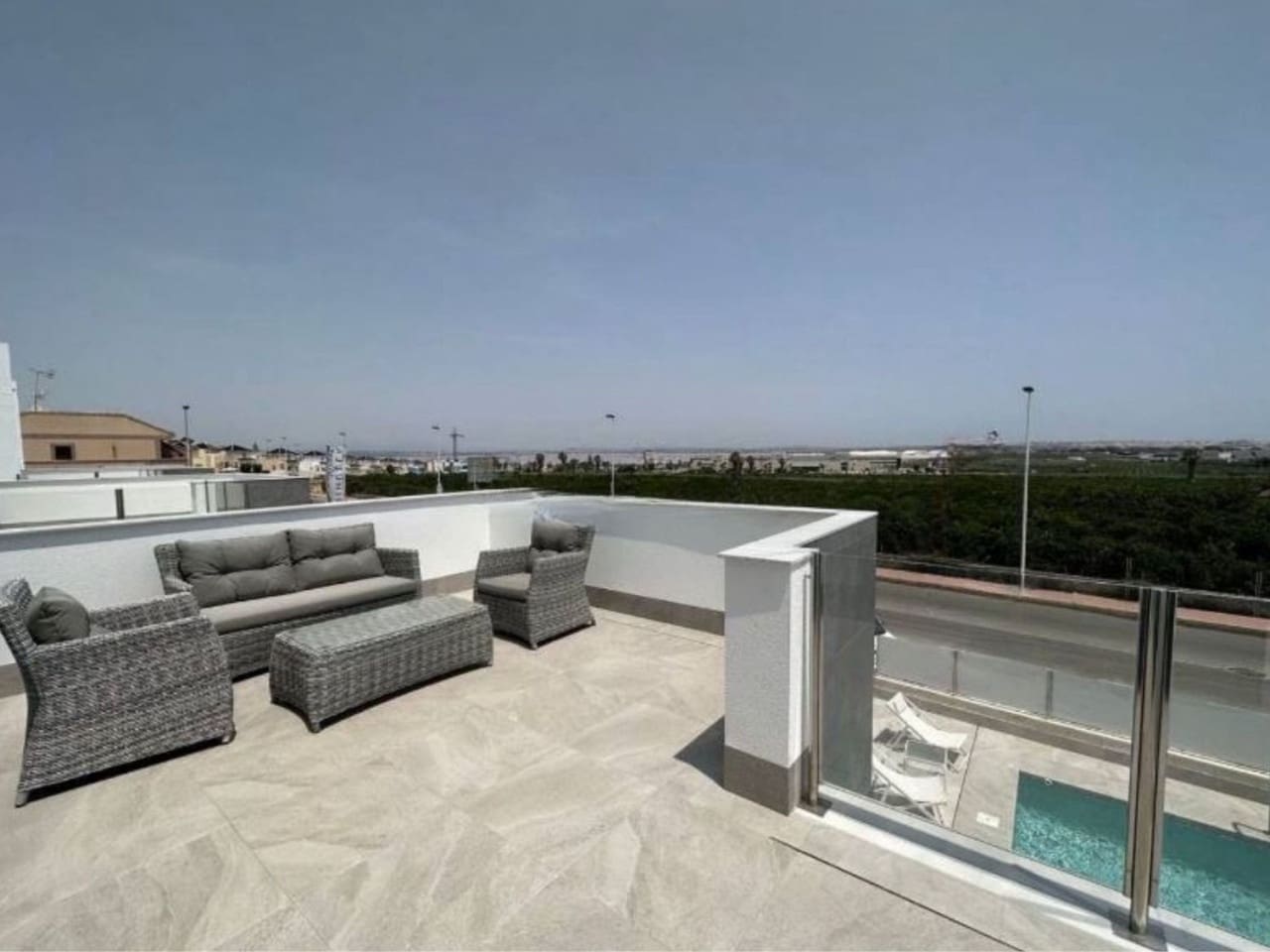 3 sovrum Villa till salu i Torrevieja med pool garage - 670 000 € (Ref: 9797882)