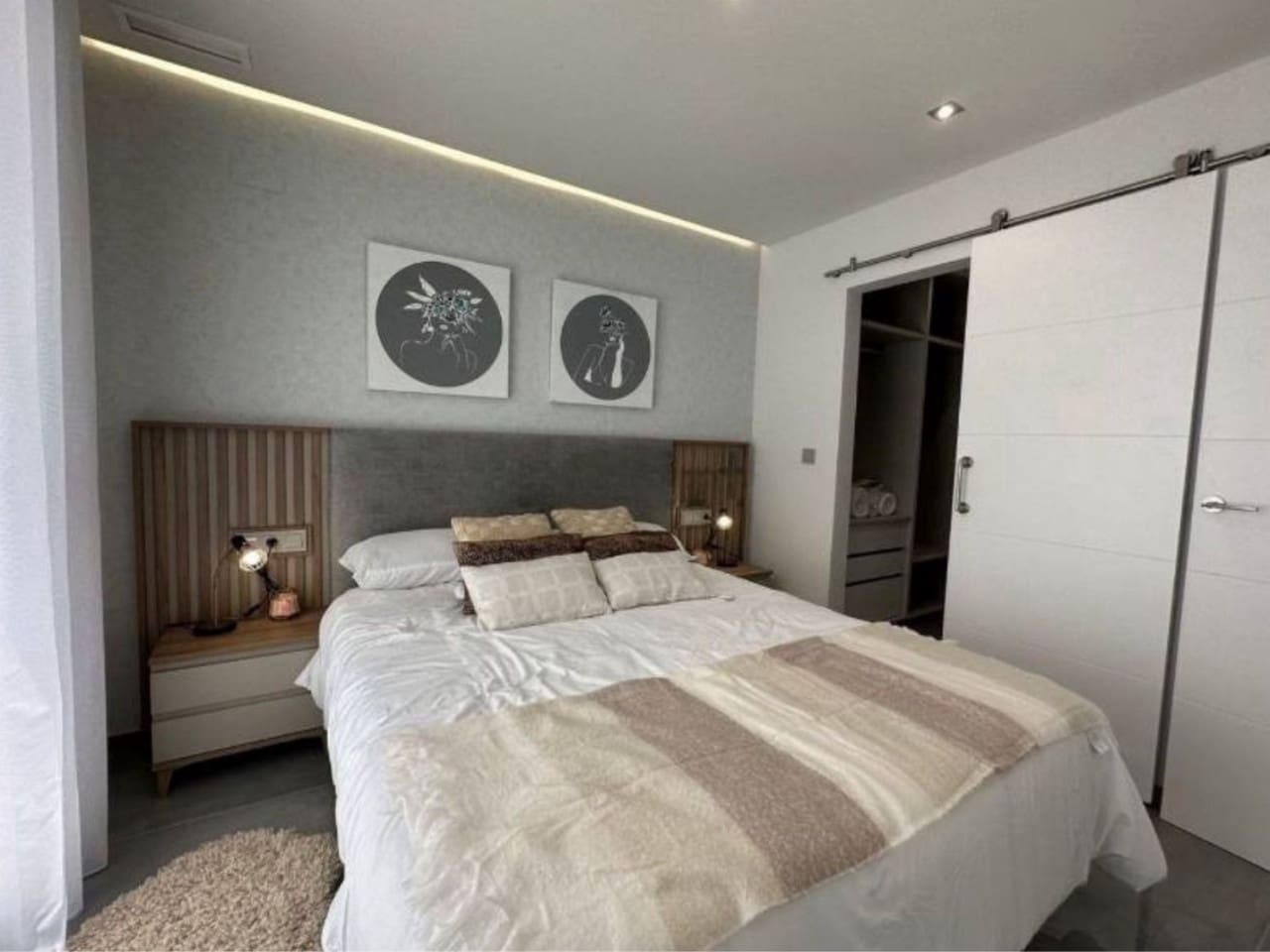 3 sovrum Villa till salu i Torrevieja med pool garage - 670 000 € (Ref: 9797882)