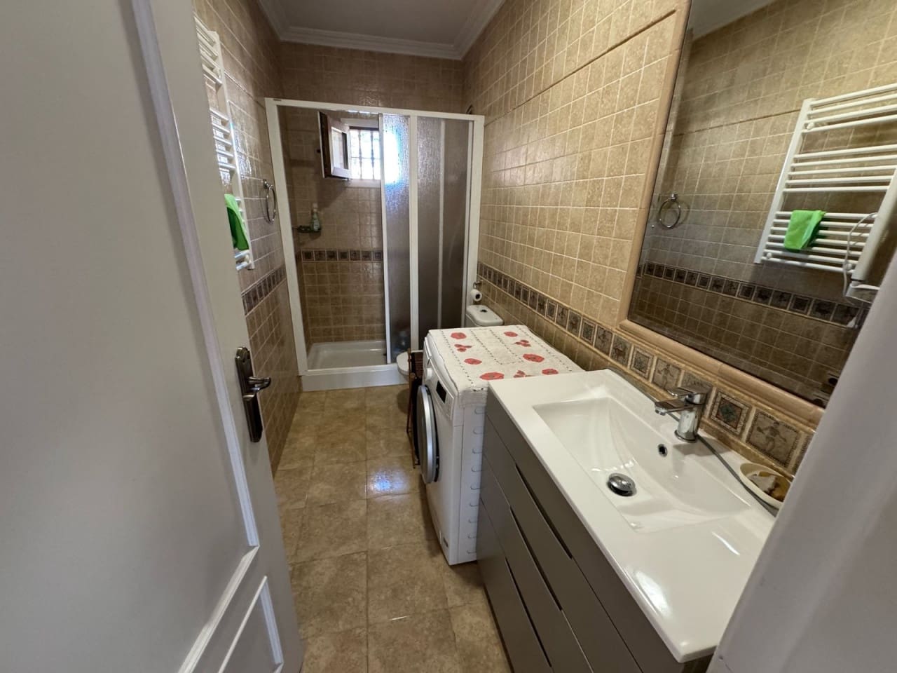 4 sypialnia Willa na sprzedaż w Torrevieja z basenem garażem - 456 000 € (Ref: 9797884)