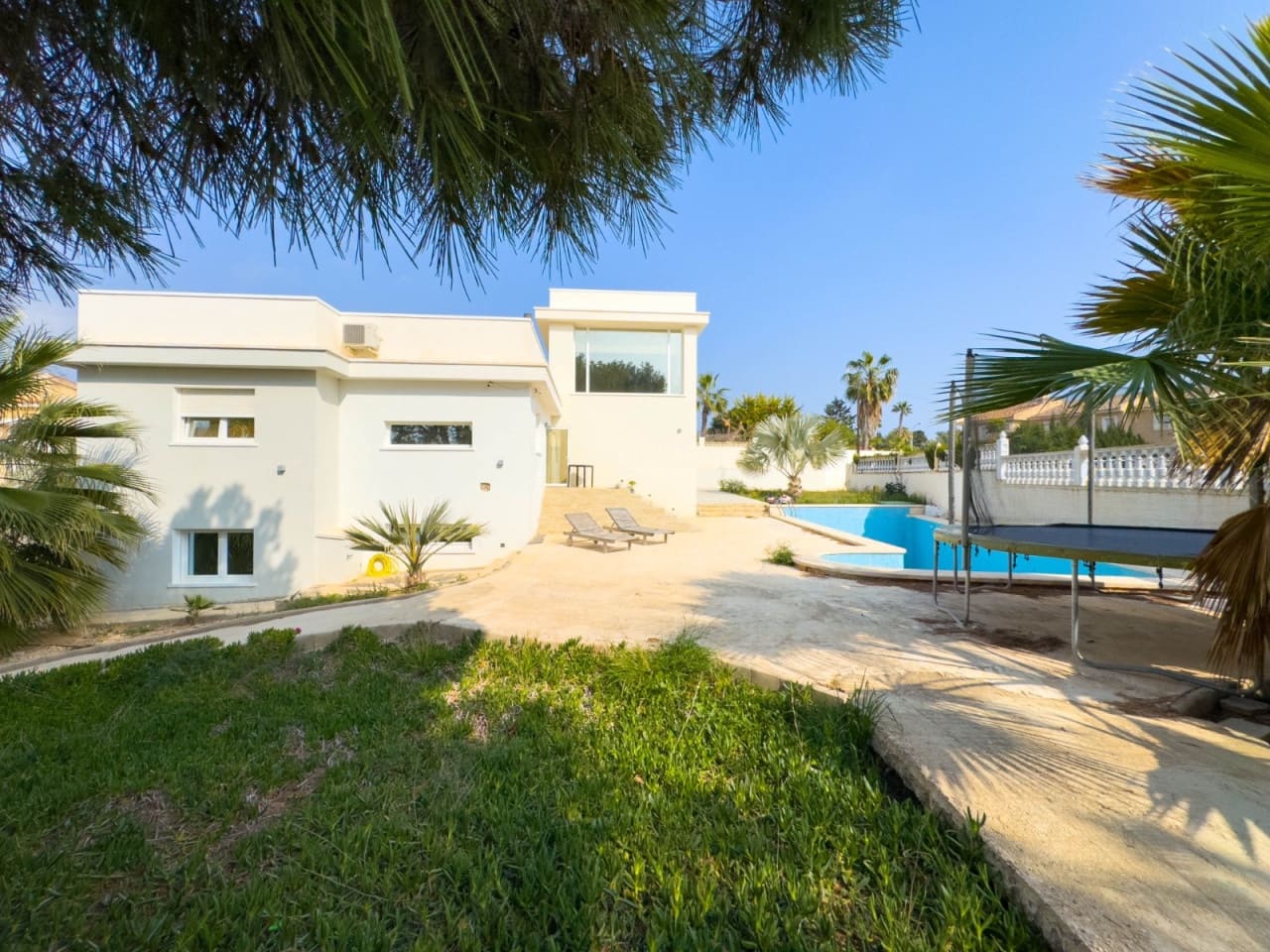 4 sypialnia Willa na sprzedaż w Ciudad Quesada z basenem - 549 000 € (Ref: 9797885)